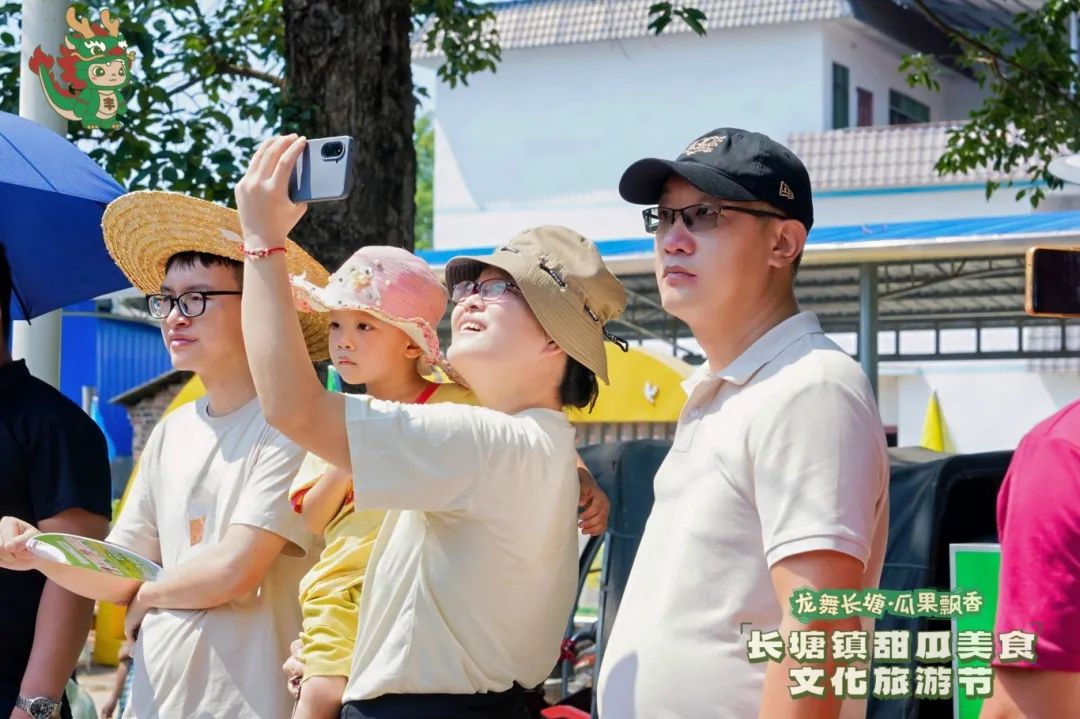 爱游戏官方入口-Scout意外战胜拜仁，重要助攻引爆全场！观众掌声雷动(scp343和001打架谁会赢)