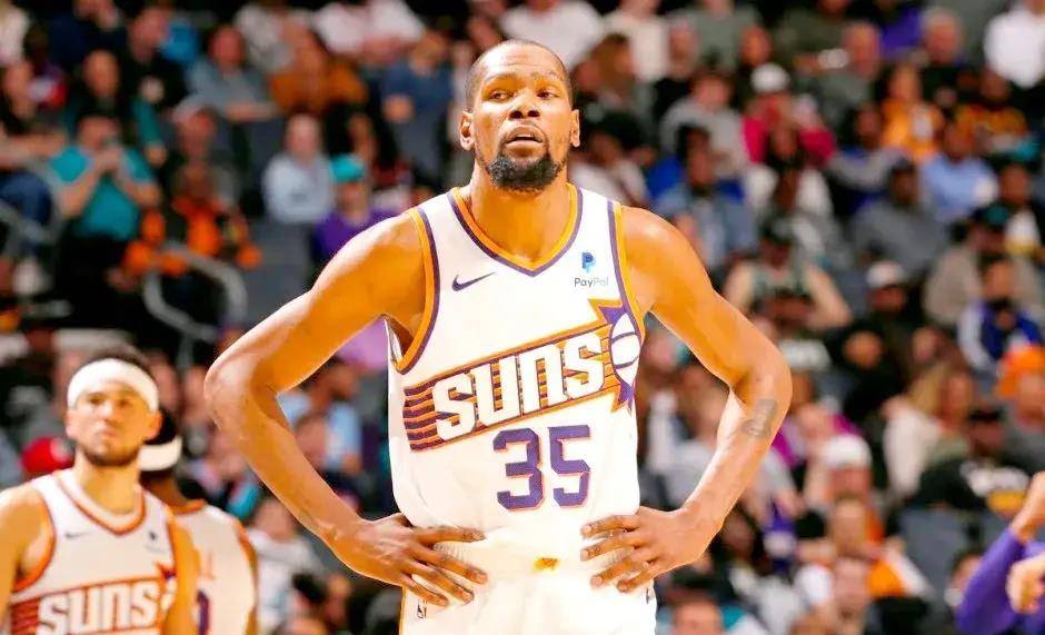 爱游戏平台中心-风云突变密尔沃基雄鹿今夜战术微调，德甲版图或变，目标明确，细节决定成败(密尔沃基雄鹿队最新消息)