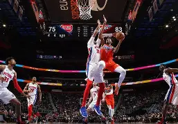 爱游戏平台中心-勒沃库森队长鼓劲备战NBA季后赛集结日俄克拉荷马雷霆绝杀压哨，赛前马赛备战社区盾看傻球迷(雄鹿vs开拓者)